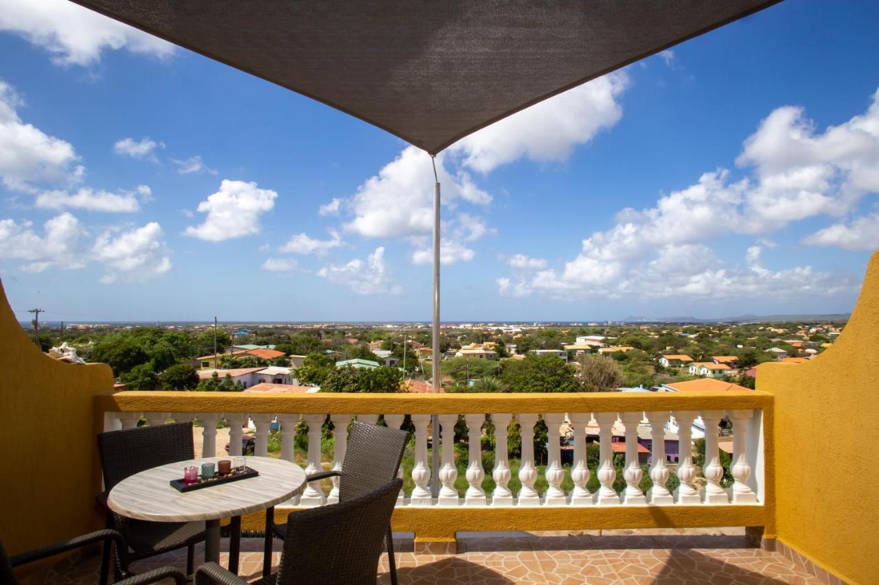 Hillside Resort Bonaire Кралендейк Экстерьер фото
